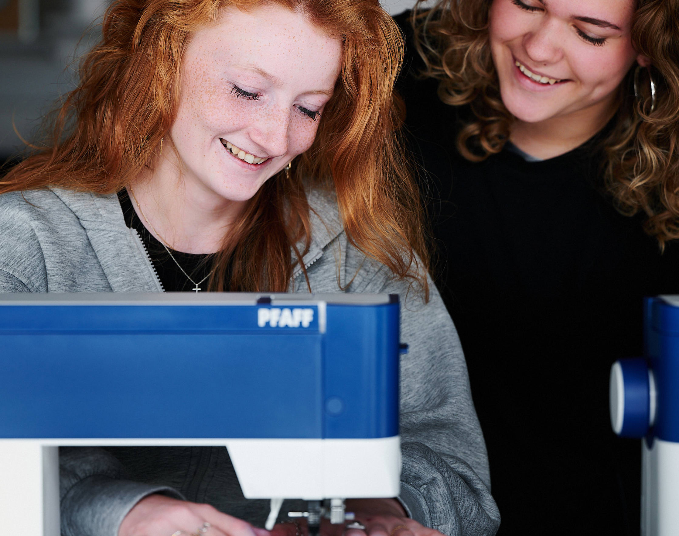 Innovation og teknologi, elever syr