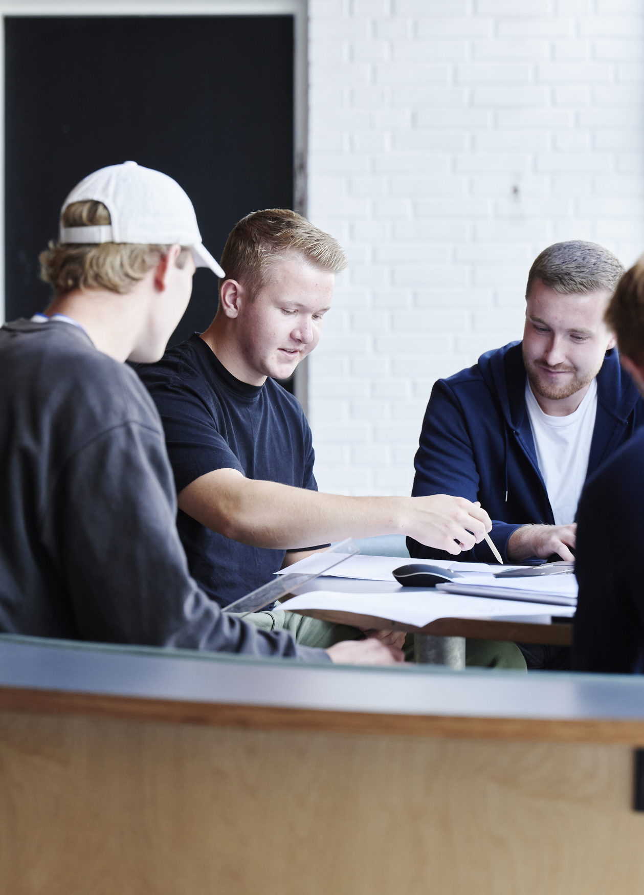 Elever laver gruppearbejde